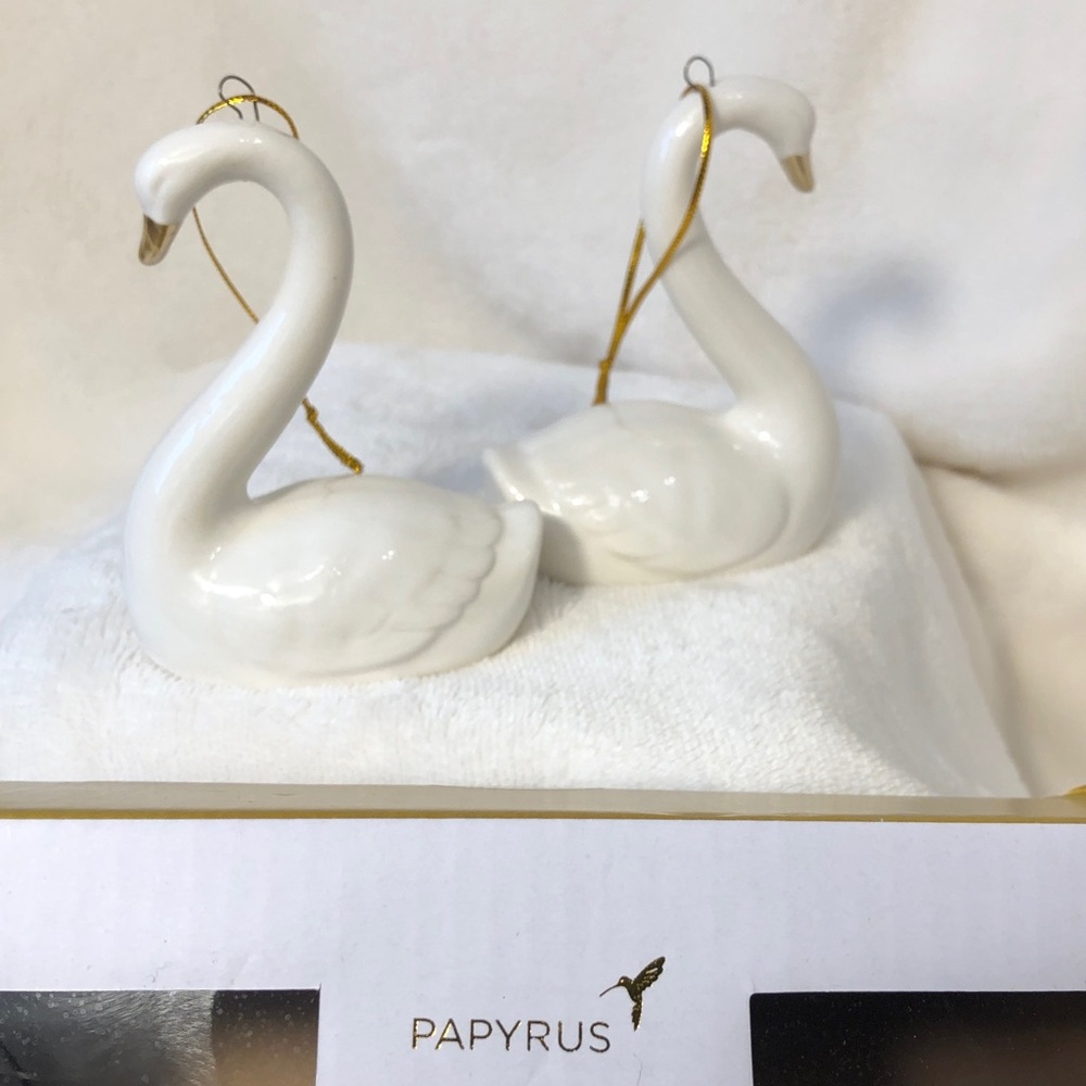Papyrus Handcrafted Twin White Ceramic Swan Ornaments with Gold Accents